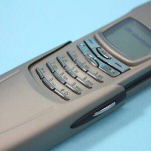 Nokia 8910